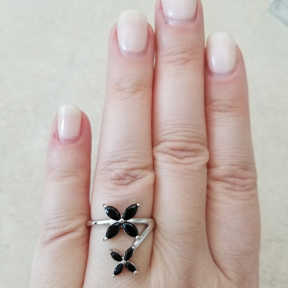 Sterling Silver Black Spinel Flower Ring - Picture 8 of 8